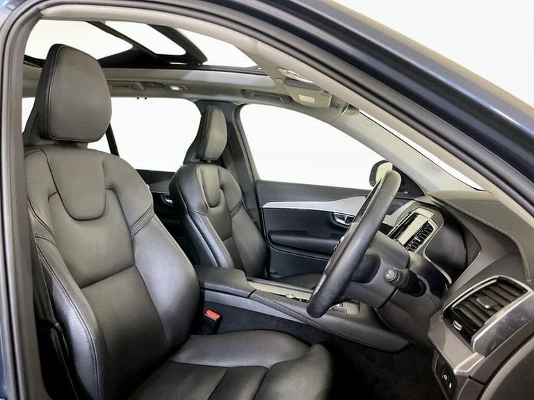 2022 Volvo XC90 2.0h T8 Recharge 18.8kWh Plus Auto 4WD Euro 6 (s/s) 5dr Automatic SUV Hybrid Auto...