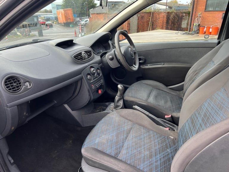 2007 Renault Clio 1.2 16V Extreme 3dr HATCHBACK Petrol Manual