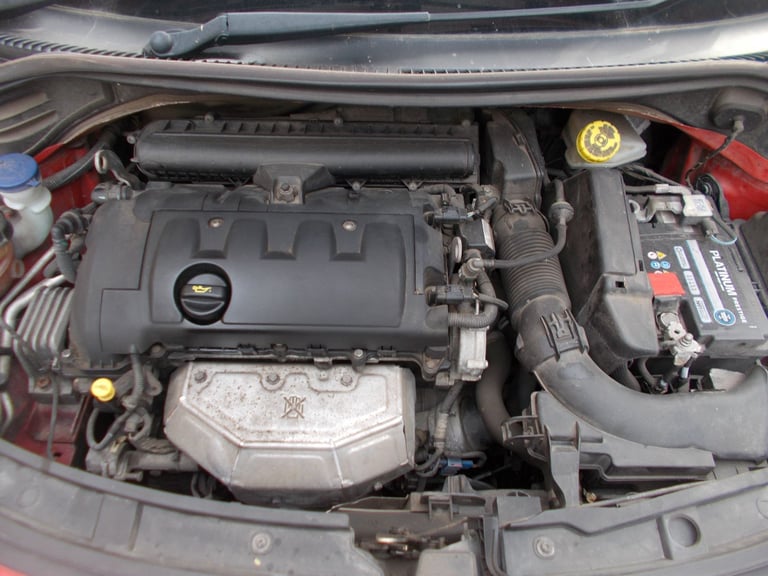 PEUGEOT 207  1.4 2010 - SPARES OR REPAIR