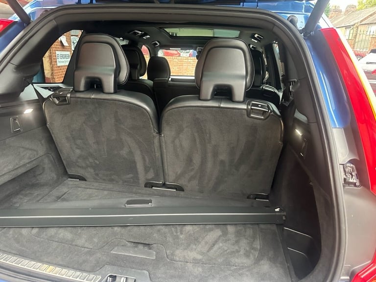 2018 Volvo XC90 2.0h T8 Twin Engine 10.4kWh R-Design SUV 5dr Petrol Plug-in Hybrid Auto 4WD ESTAT...