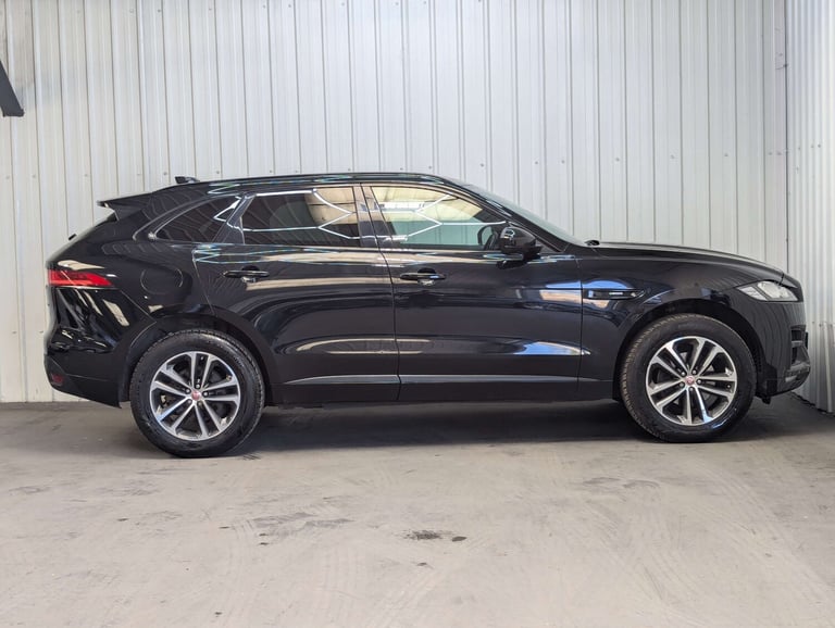 2016 Jaguar F-Pace 2.0 F-PACE R-Sport AWD D Auto 4WD 5dr SUV Diesel Automatic