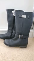 New Michael kors girls boots UK size 13.5