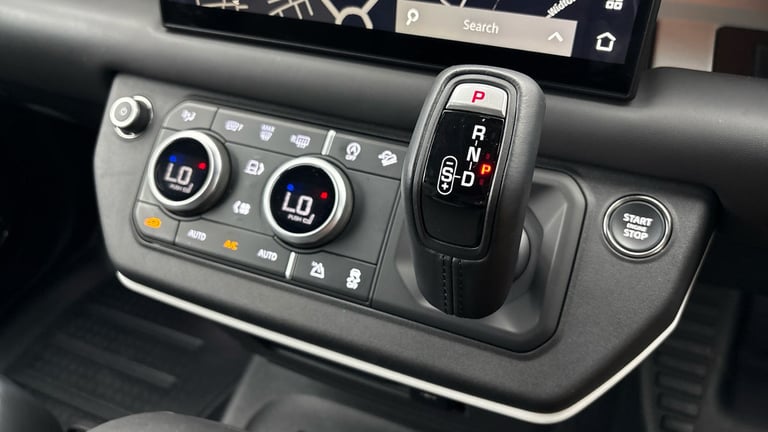 2024 Land Rover Defender 90 3.0 D250 MHEV X-Dynamic HSE Hard Top SUV 3dr Diesel Auto 4WD SWB Euro...