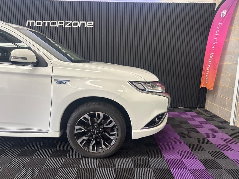 2016 Mitsubishi Outlander 2.0h 12kWh GX4h SUV 5dr Petrol Plug-in Hybrid CVT 4WD