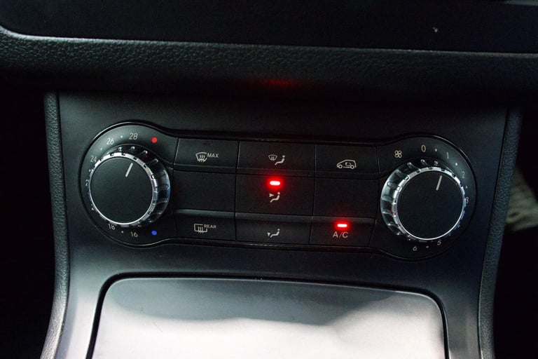 2013 Mercedes-Benz B-Class 1.8 B200 CDI Sport Euro 5 (s/s) 5dr MPV Diesel Manual