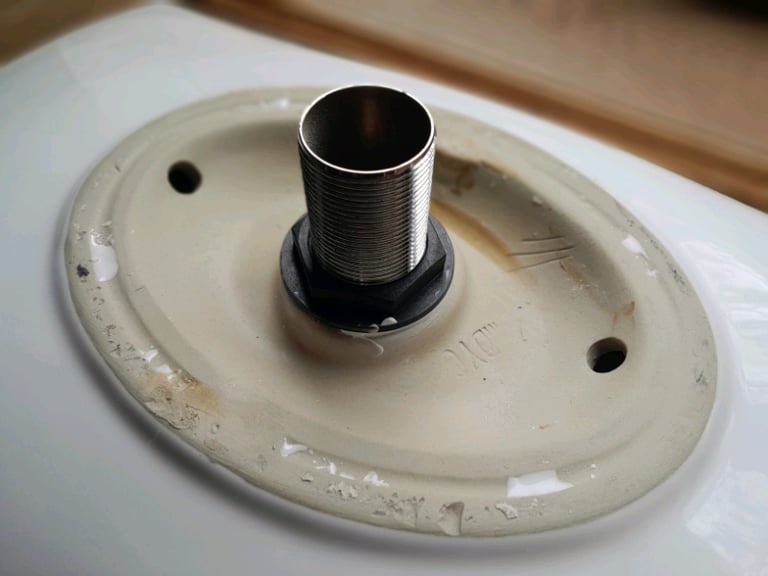 Shallow contemporary bathroom basin 