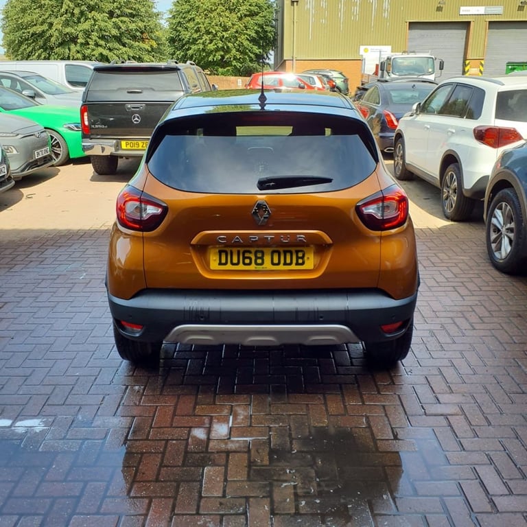 2018 68 RENAULT CAPTUR 0.9 TCE ENERGY ICONIC SUV 5DR PETROL MANUAL EURO 6 (S/S) 