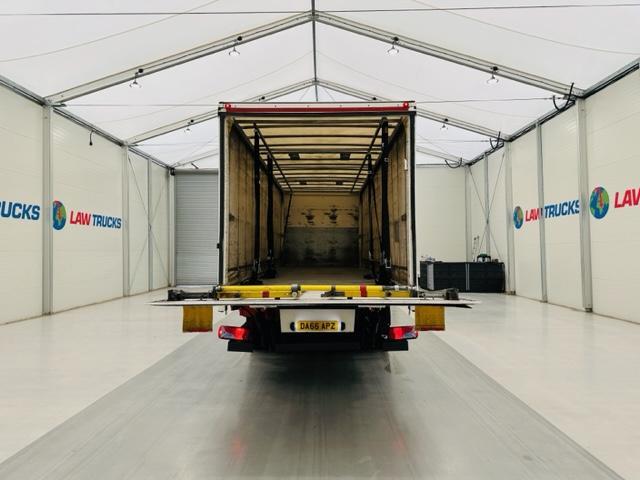MAN TGM 18.250 Sleeper Cab Curtainsider  