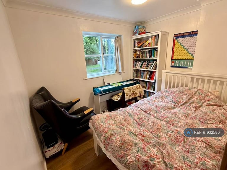 2 bedroom flat in Radley House, Oxford, OX2 (2 bed) (#932586)