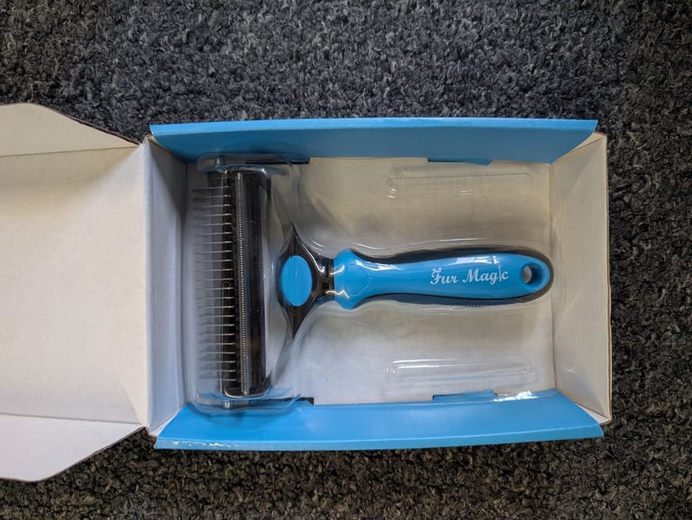 Deshedding and Dematting Dog Brush 