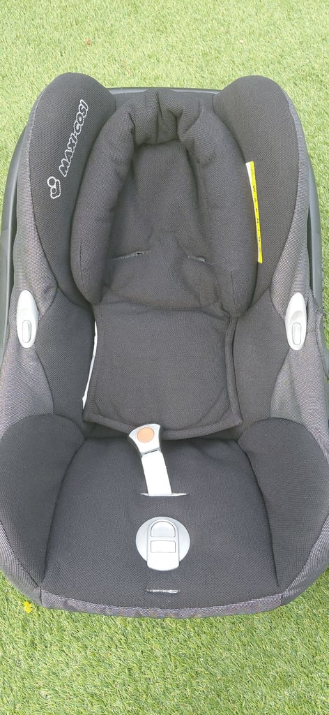 Maxi Cosi childs seat