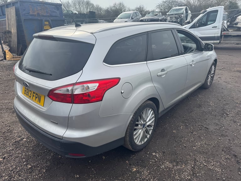 Ford focus mk3 estate 1.0 eco silver 2013 BREAKING FOR PARTS 