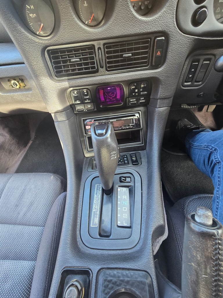 Mitsubishi, 1993, 2979 (cc)