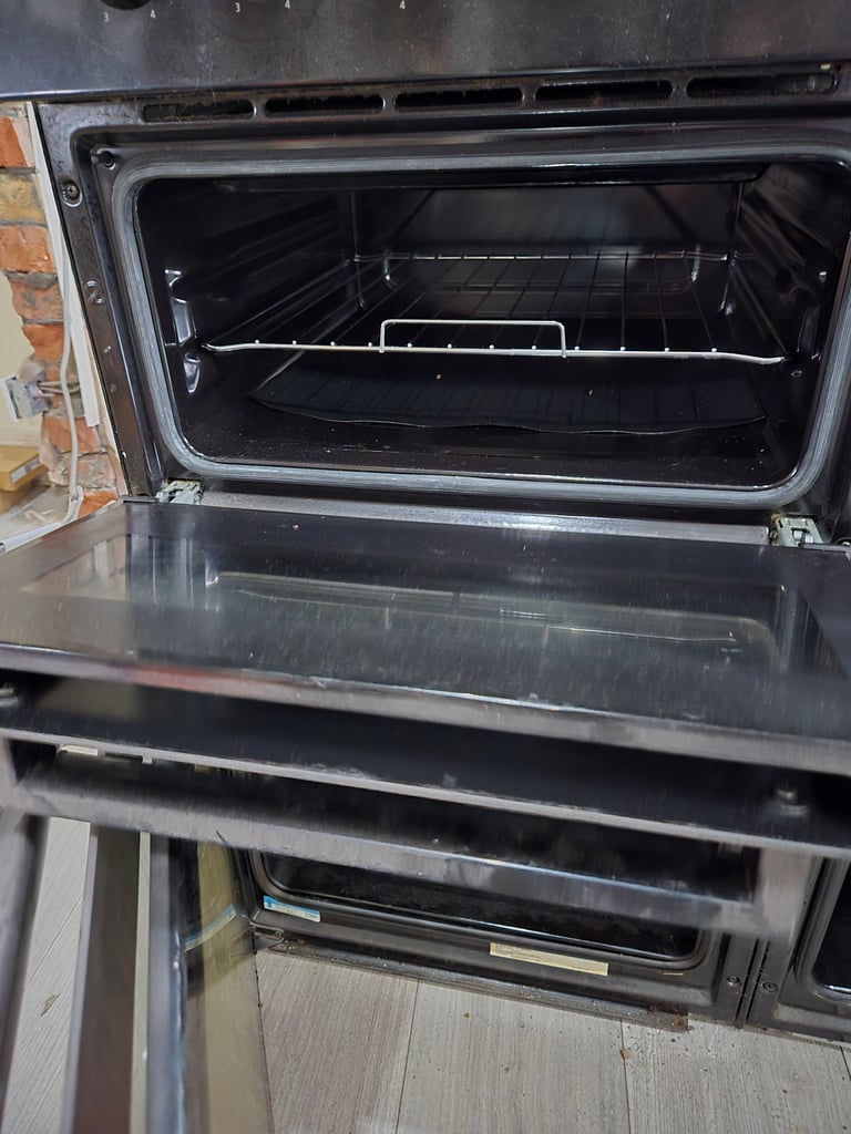 Free range oven - collection only