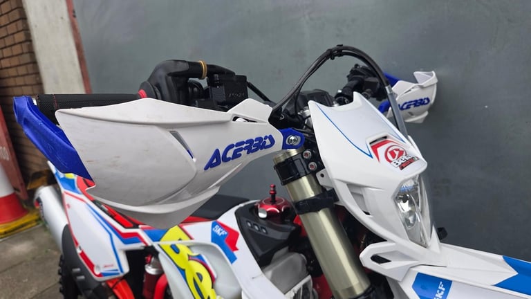 BETA RR 250 2024 VERY LOW HOURS