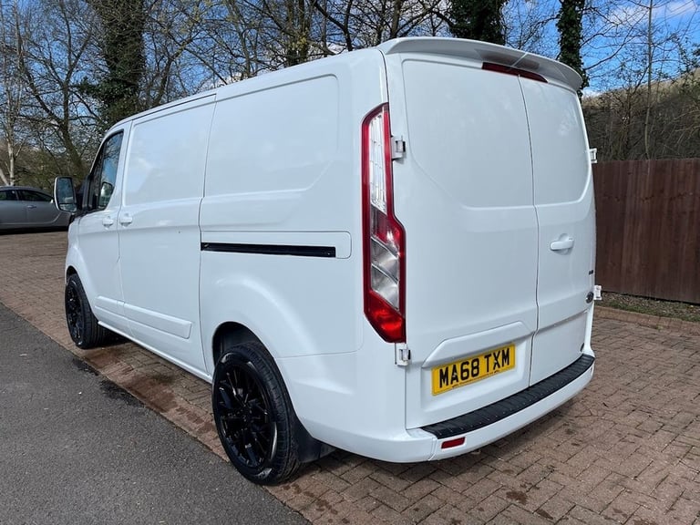 2018 68 FORD TRANSIT CUSTOM 2.0 300 BASE P/V L1 H1 104 BHP DIESEL