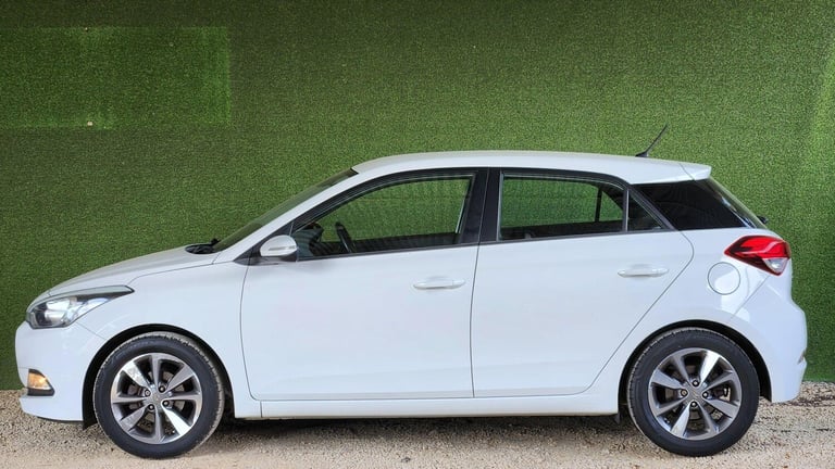 2017 Hyundai i20 1.2 Premium Euro 6 5dr HATCHBACK Petrol Manual