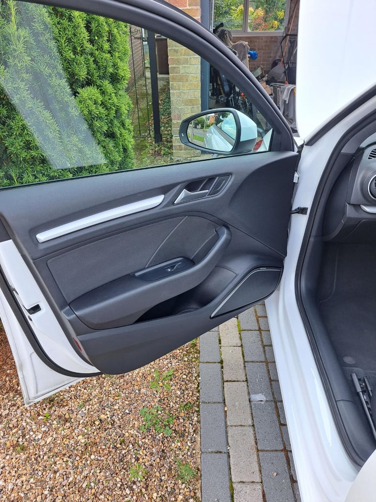 Audi A3 White Petrol Automatic 1498cc 35 TFSI SE Technik Sportback, 2020,1498 (cc), 5 doors
