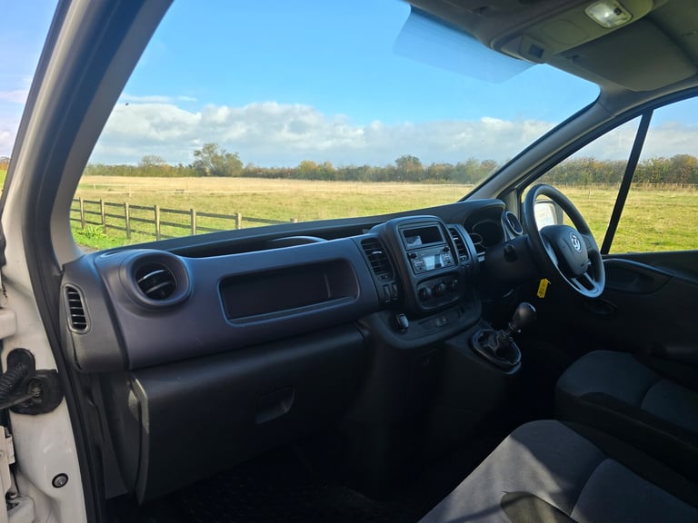 2014 Vauxhall Vivaro  Drives Perfect  3m MOT  150k miles