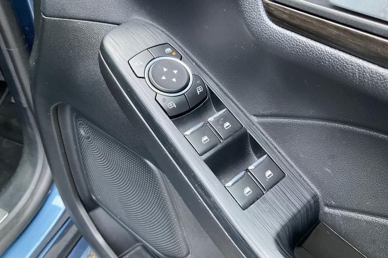 2022 Ford Kuga 1.5 EcoBoost 150 Vignale 5dr HATCHBACK PETROL Manual