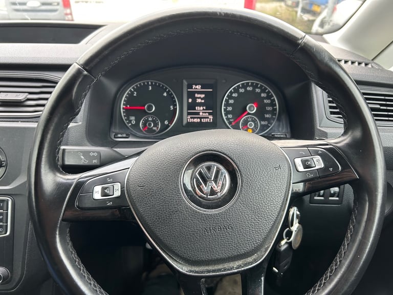 2018 Volkswagen Caddy 2.0 TDI BlueMotion Tech 102PS Startline Van NO VAT PANEL VAN Diesel Manual