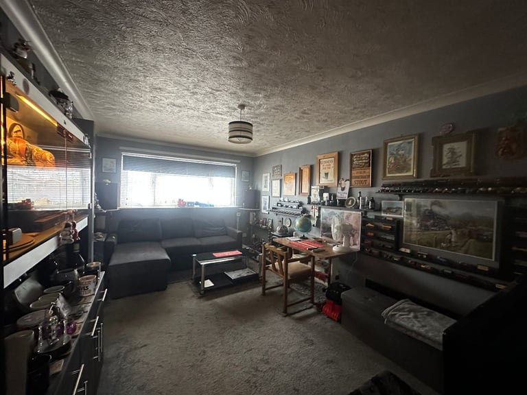 Flat TO LET - One Bed - Canvey Island - Close to A13