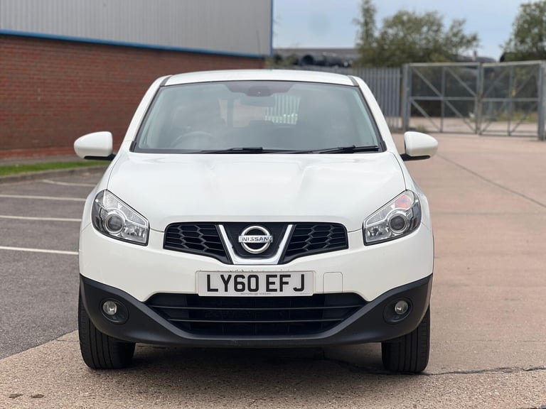 Cheap Nissan Qashqai 1.6 Acenta 2WD Euro 5 (s/s) 5dr Petrol Manual for sale in Burton upon Trent, Staffordshire