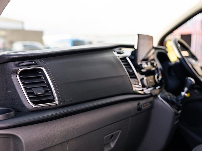 2022 Ford Transit Custom 2.0 EcoBlue 130ps Low Roof D/Cab Limited Van PANEL VAN DIESEL Manual