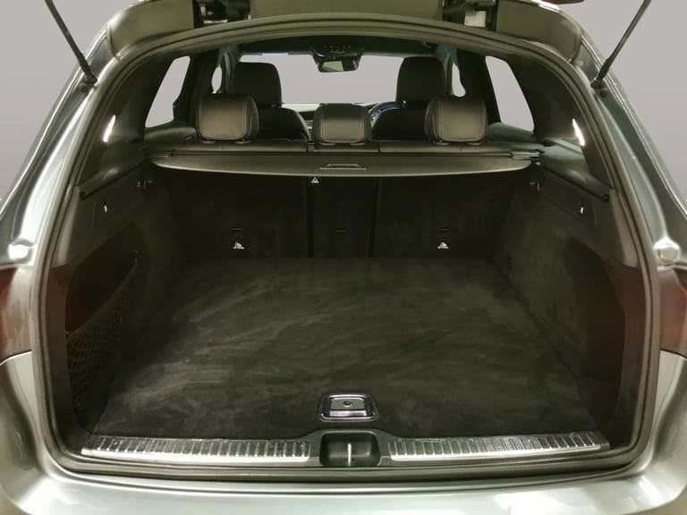 2018 Mercedes-Benz GLC 2.1 GLC220d AMG Line SUV 5dr Diesel G-Tronic+ 4MATIC Euro 6 (s/s) (170 ps)...