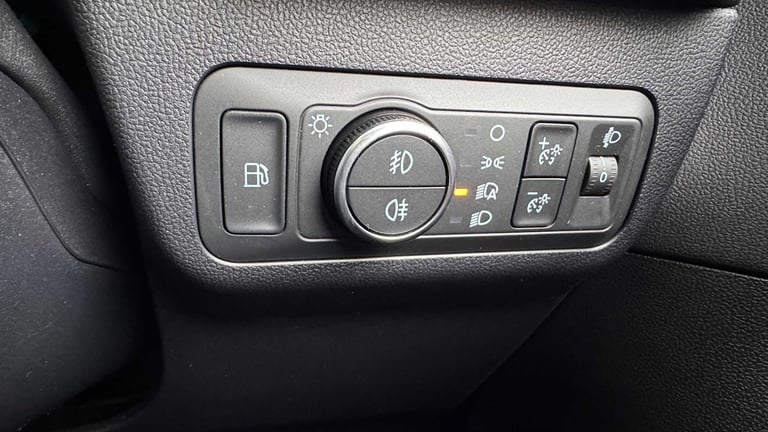 2024 Ford Kuga 2.5 PHEV Titanium 5dr CVT SUV Plug-In Hy Automatic