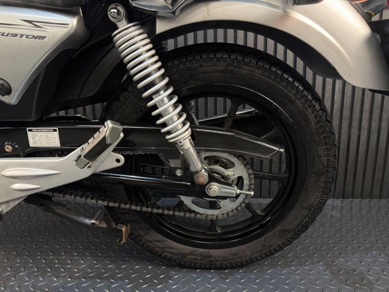2015 Yamaha YBR125 Custom 125