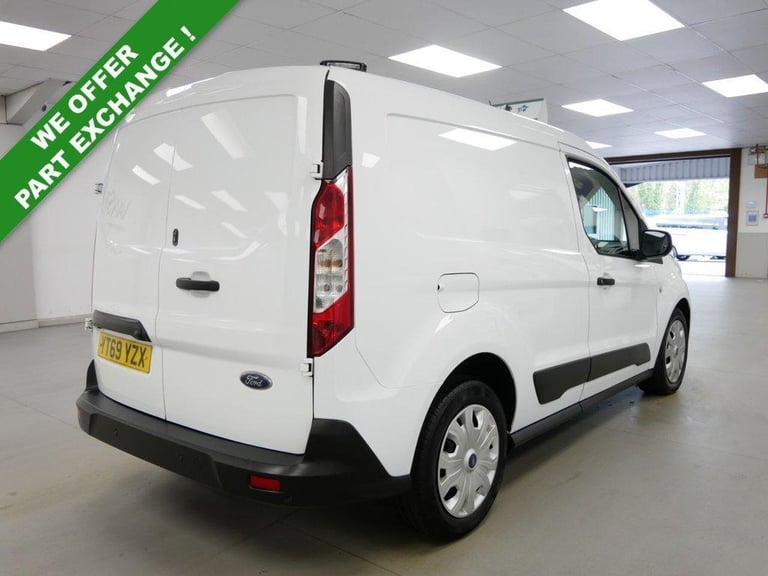 69 FORD TRANSIT CONNECT 1.5 EBL 120 BHP L1 TREND EDITION ( AIR CON / SAT NAV )