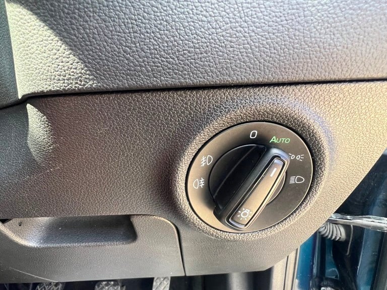 Skoda Karoq 1.0 TSI SE Nav Plus SUV 5dr Petrol Manual Euro 6 (s/s) (115 ps)