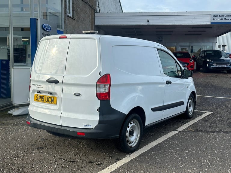 2019 Ford Transit Courier 1.5 TDCi Van [6 Speed] PANEL VAN DIESEL Manual
