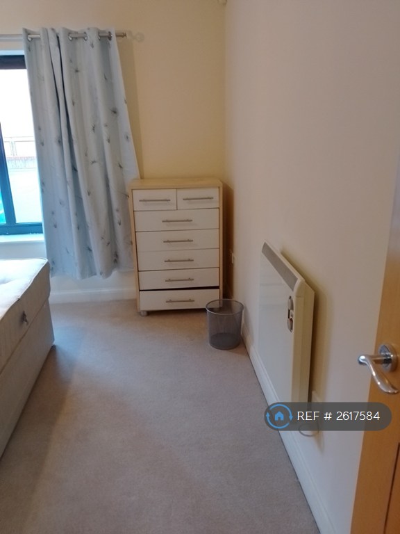 1 bedroom flat in George Street, Birmingham, B3 (1 bed) (#2617584)