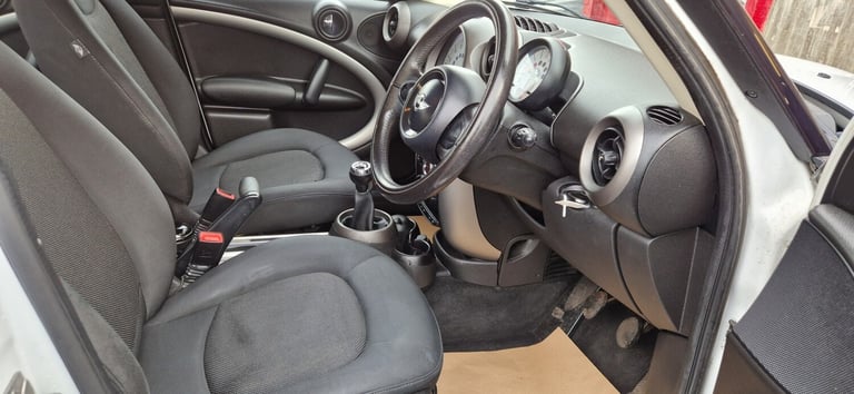 2012 MINI Countryman 1.6 One 5dr HATCHBACK Petrol Manual