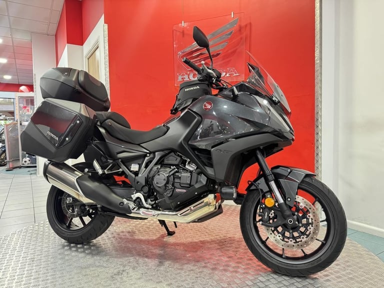 2025 '25' Honda NT 1100 D-P