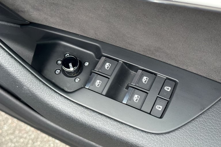 2019 Audi A6 40 TDI S Line 4dr S Tronic SALOON DIESEL Automatic