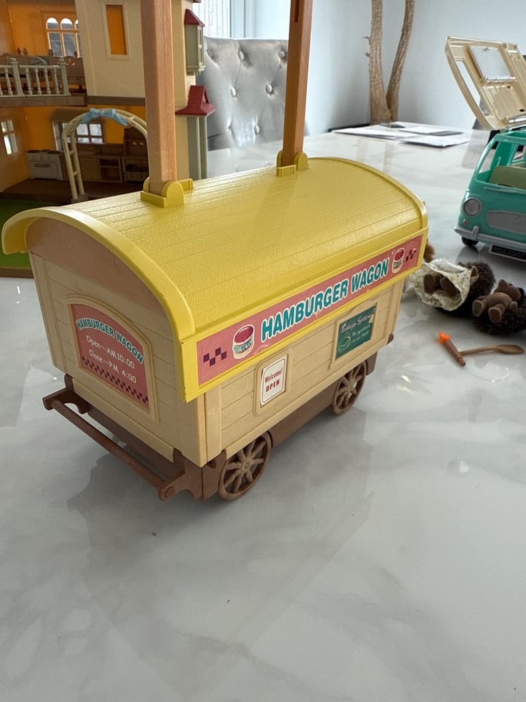 Sylvanian Family Hamburger Wagon 