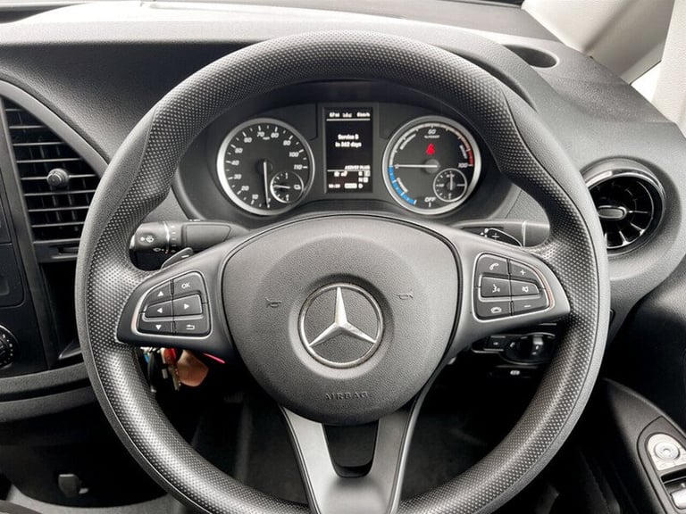 2023 Mercedes-Benz Vito 116 e Progressive Panel Van Electric Automatic