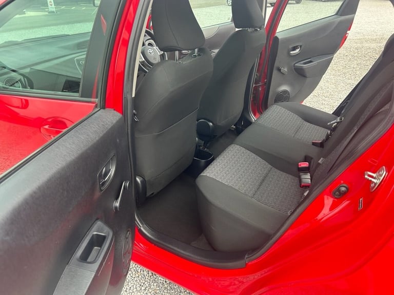 2013 Toyota Yaris 1.33 Dual VVT-i TR Hatchback 5dr Petrol Manual Euro 5 (101 ps) Hatchback Petrol...
