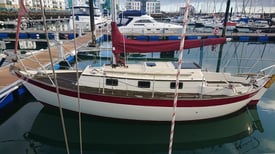 Victoria 26 cruising yacht ,new diesel, £21500