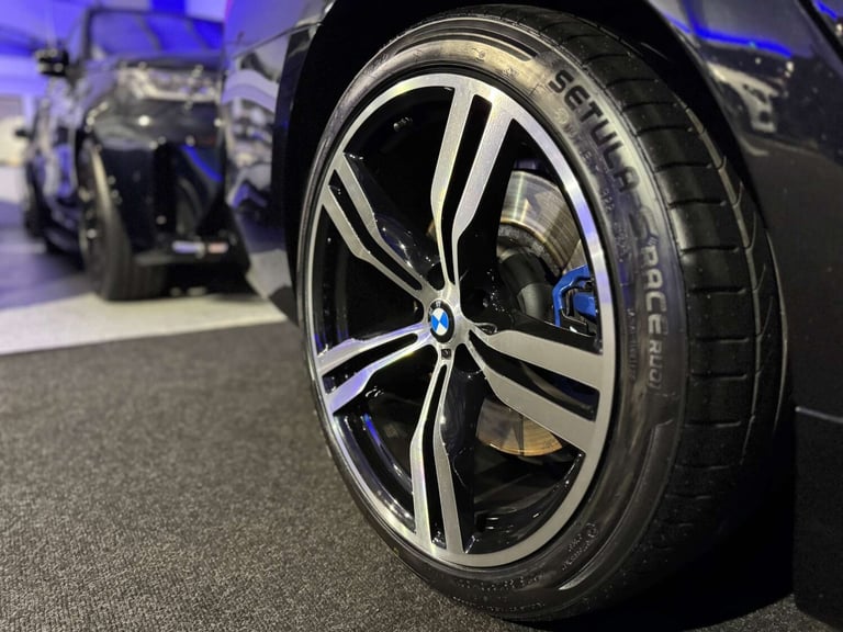 2017 BMW 7 Series 740d xDrive M Sport 4dr Auto SALOON DIESEL Automatic