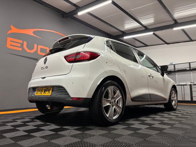 2016 Renault Clio 1.2 16V Play 5dr HATCHBACK Petrol Manual