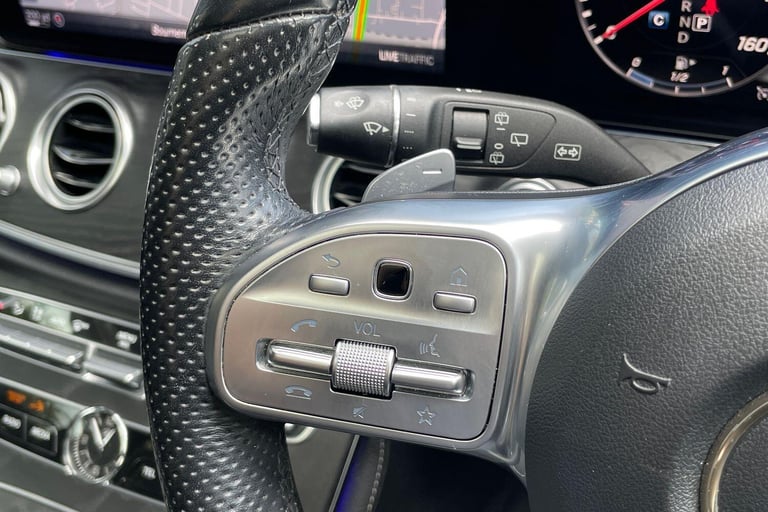  Mercedes-Benz E-Class 2.0 E300de 13.5kWh AMG Line (Premium Plus) Estate 5dr Diesel Plug-in Hybri...