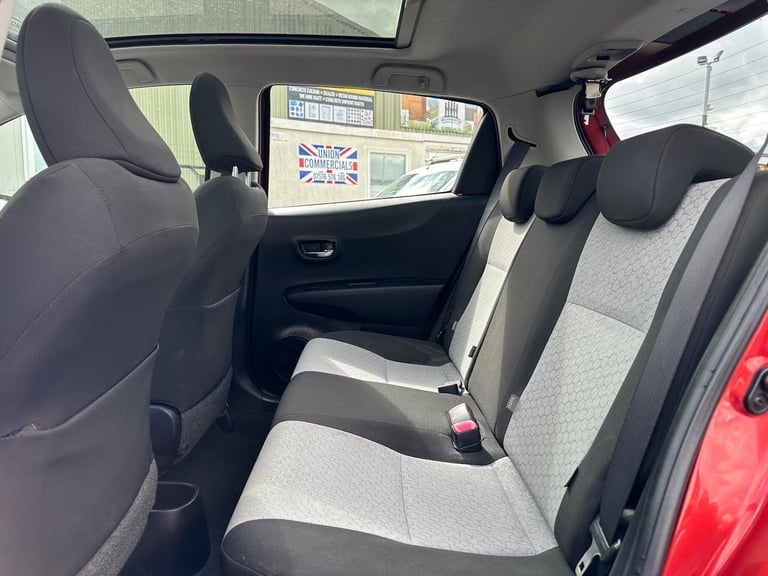 2011 Toyota Yaris 1.33 Dual VVT-i T Spirit Euro 5 5dr HATCHBACK Petrol Manual