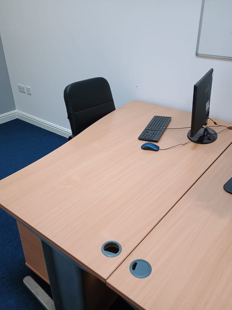 Office space in Oldham, Manchester
