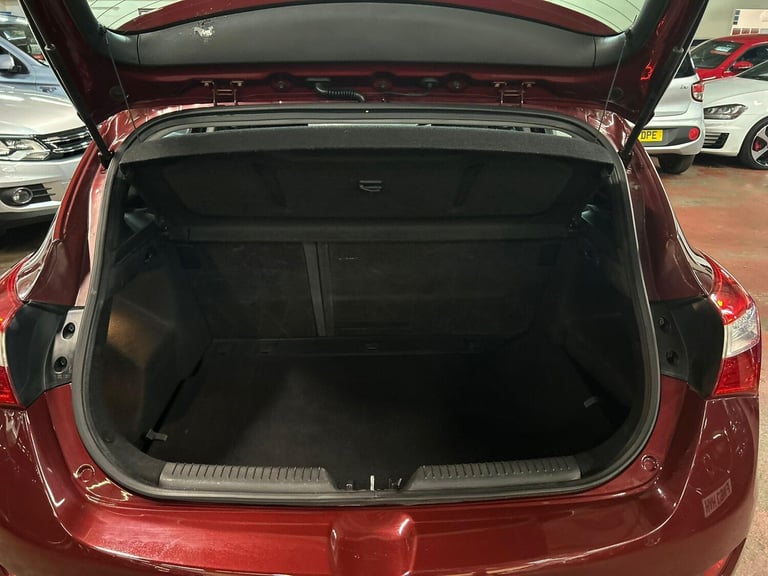 2016 Hyundai i30 1.6 CRDi Blue Drive SE 5dr HATCHBACK DIESEL Manual