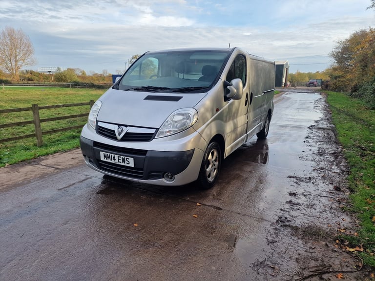 2014 Vauxhall Vivaro Silver  Drives Perfect  12mth MOT  SWB  Ready to Work
