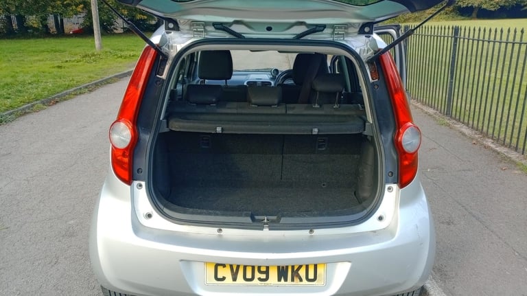 2009 Vauxhall Agila 1.2 16V Design 5dr.*1 OWNER..ONLY 40000 MILES..JULY 26 MOT* HATCHBACK Petrol ...